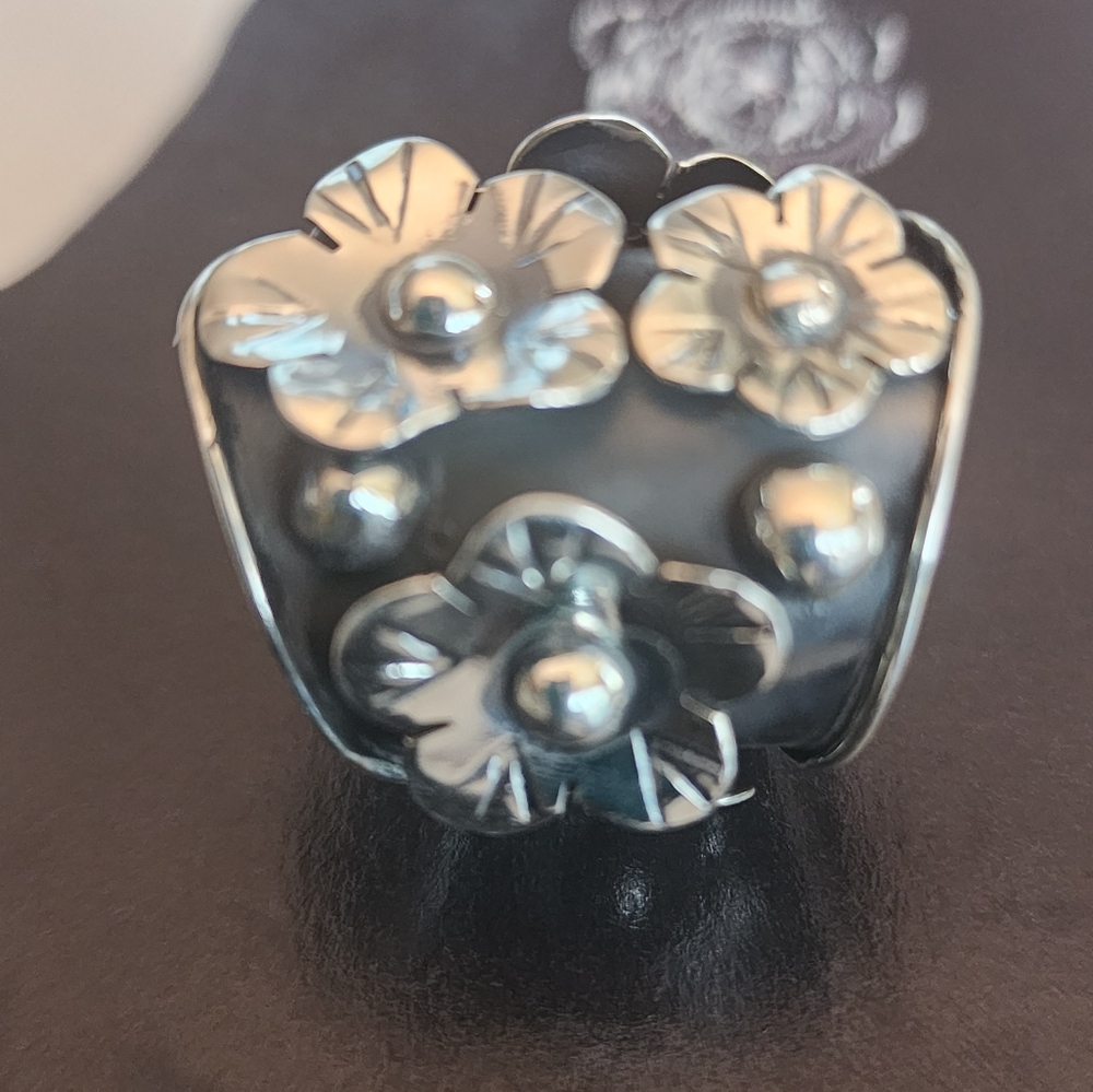 Floral Taxco Sterling Silver Ring Adjustable Fits Size 7-8 - Picture 6 of 14